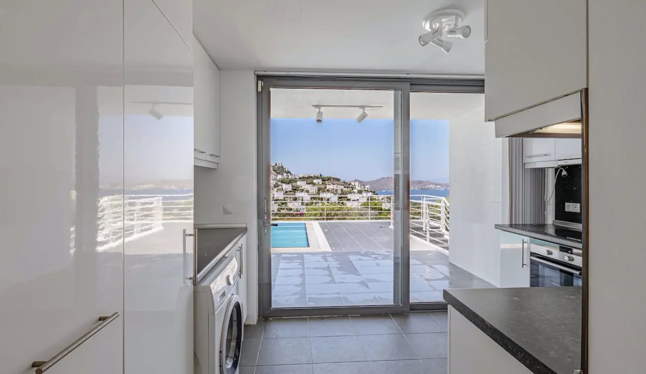 Modern kitchen